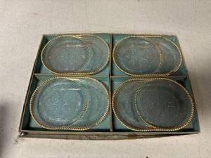 lot 65 image: Vintage Harp, gold trim, Jeanette, coasterashtrays, with original box