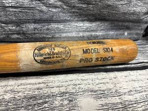 lot 83 image: Genuine Louisville slugger, model s104 pro stick, baseball bat