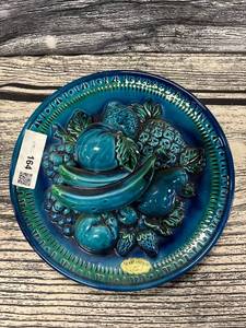 lot 164 image: Vintage mood indigo, by inarco fruit platewall hang
