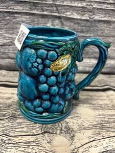 lot 168 image: Vintage mood indigo, by inarco- fruit glass mug