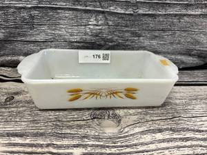 lot 176 image: vintage fire, king loaf, pan, wheat pattern