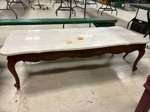 lot 213 image: Vintage marble top coffee table, 15 12 x 21 x 52 12