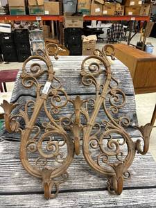 lot 216 image: Vintage McM syroco wall plaques
