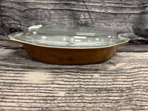 lot 231 image: Vintage 1 12 Qt Pyrex early American divided dish casserole