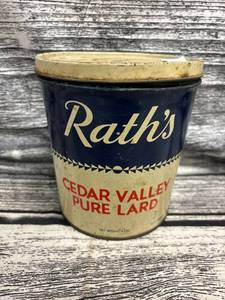 lot 244 image: Vintage Raths cedar valley pure lard 4 lb tin