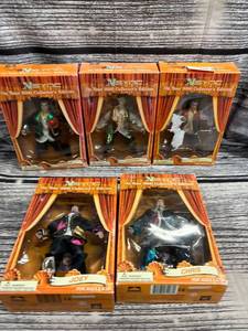 lot 256 image: 5-Nsync marionette dolls, 6 12 in