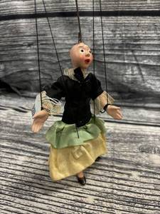 lot 274 image: Vintage, marionette, puppet