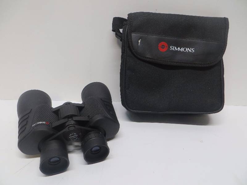 lot 2115 image: Simmons 10x50 ProSport Black Porro Prism Binocular