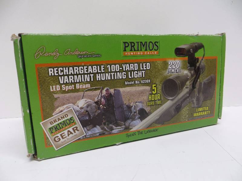 lot 2291 image: Primos Rechargeable LED Gun Light Varmint Hunting Polymer Black 220 Lumens 62369