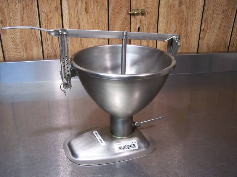 lot 425 image: Doughnut filler