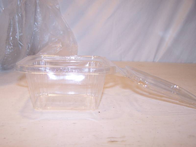 lot 460 image: Food container
