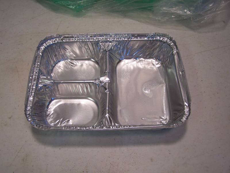 lot 462 image: food trays with lids