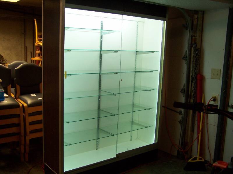 lot 469 image: Display case
