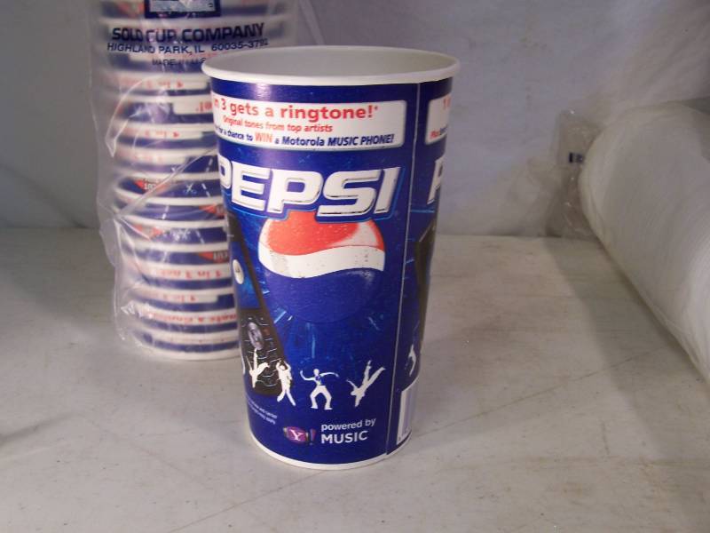 lot 491 image: Pepsi 32oz cup
