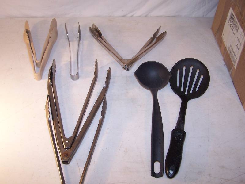 lot 3122 image: 1 lot kitchen goods