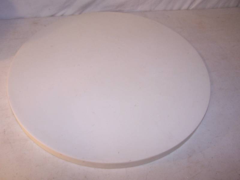 lot 3123 image: cake plates and cutting board