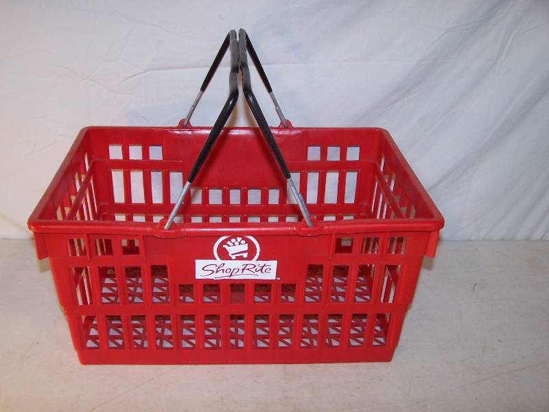 lot 3153 image: shopping baskets