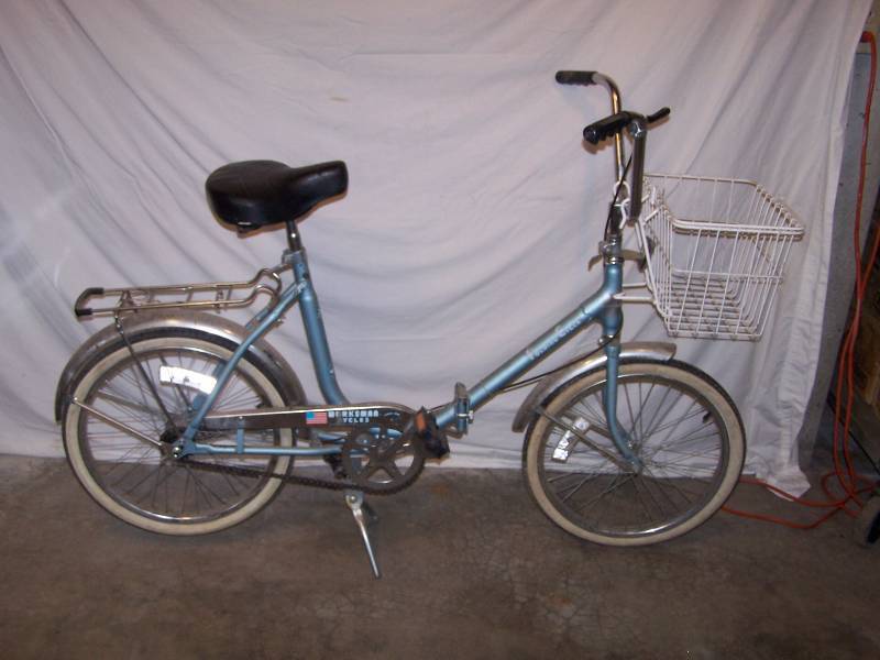 lot 3163 image: Worksman bike