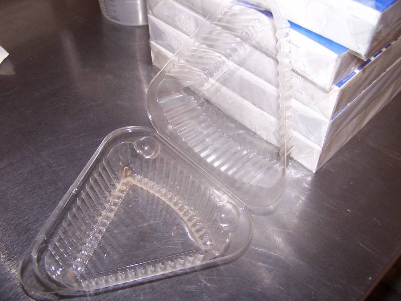 lot 497 image: Pie containers