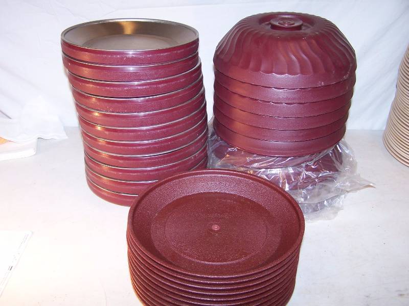 lot 505 image: warming plates
