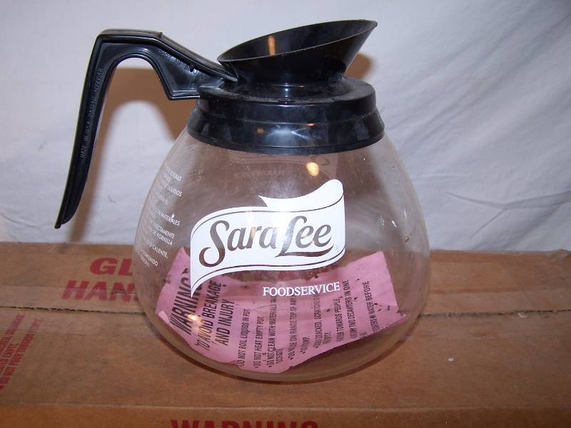 lot 515 image: Saralee decanters