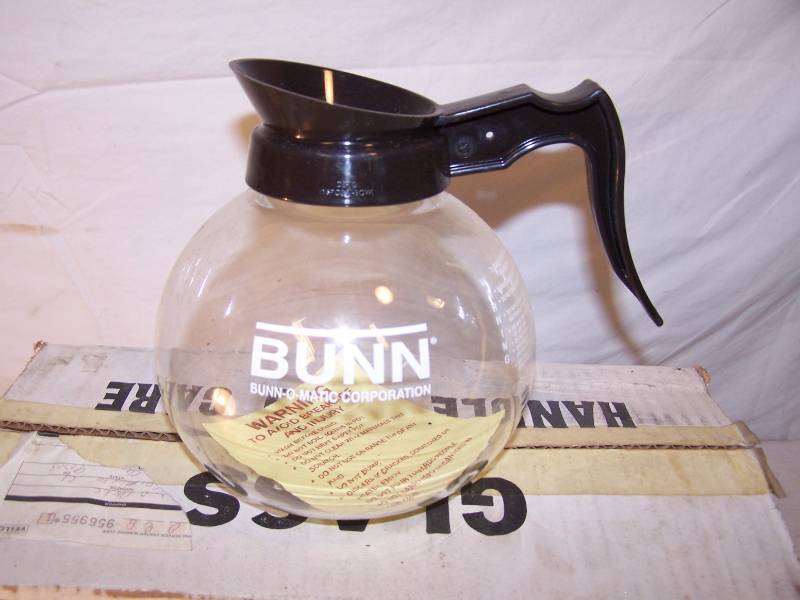 lot 516 image: 1 pack of 2 bunn coffee decanters