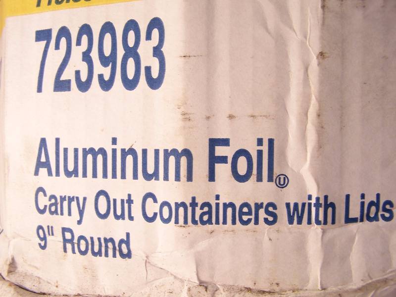 lot 480B image: 1 case 9� round aluminum containers