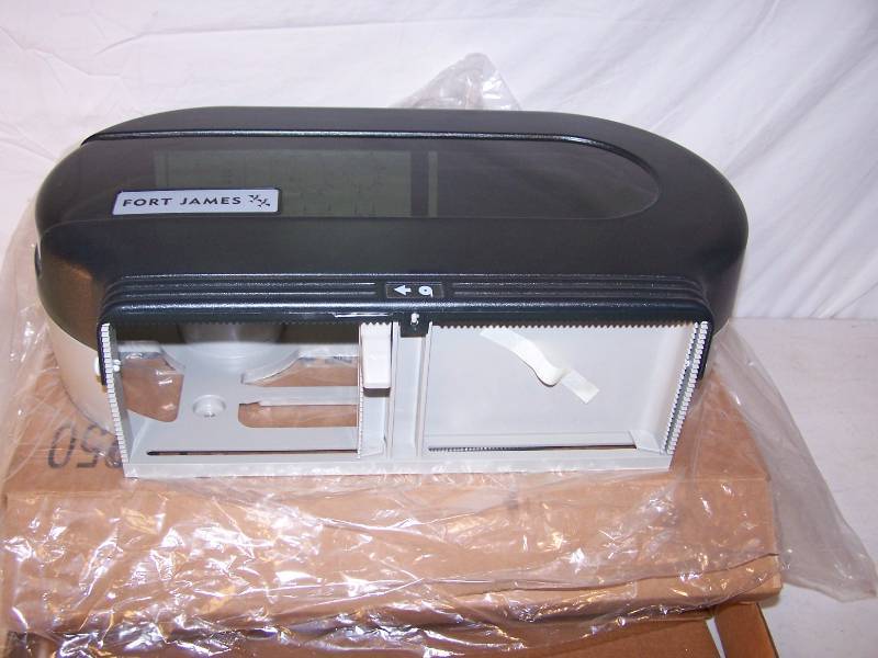 lot 3157R image: 1 vista rollsavr