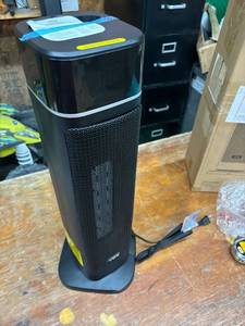 lot 14423 image: VCk Space Heater