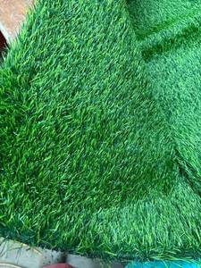 lot 14424 image: 4ftx8ft roughly Artificial Turf