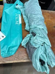 lot 14425 image: Beach Pop Up Tent
