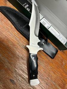 lot 14452 image: Nedfoss Hunting Knife with Sheath