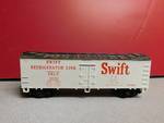 Life-Like HO Scale Swift SRLX 1020 Refrigerator Line Advertisement Train Boxcar. (White)