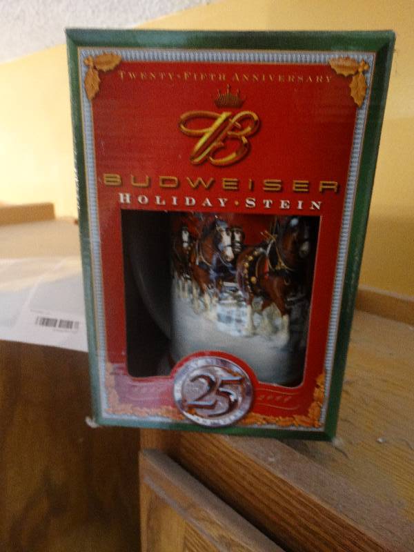 lot 635 image: Budweiser 2004 Holiday beer stein in box