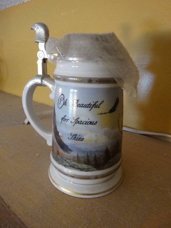 lot 672 image: Spacious skies beer stein