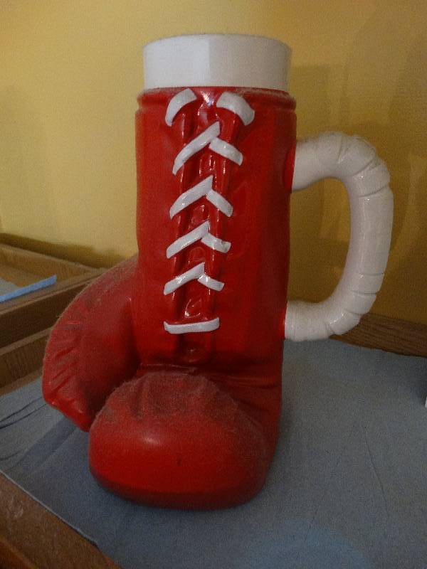 lot 681 image: Budweiser boxing glove stein