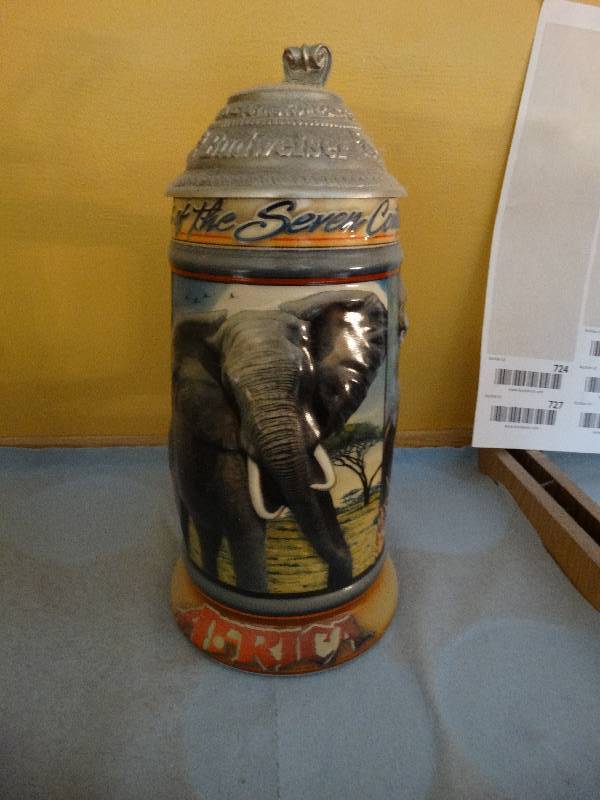 lot 722 image: Budweiser Africa beer stein