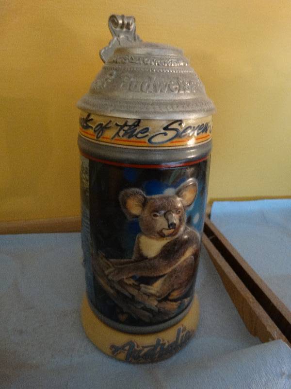 lot 724 image: Budweiser Australia beer stein