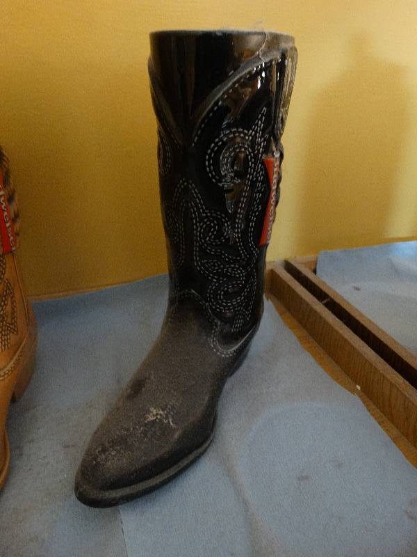 lot 741 image: Budweiser boot beer stein