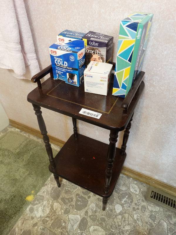 lot 751 image: Contents of bathroom- Stand, wall shelf, hygiene products, misc.