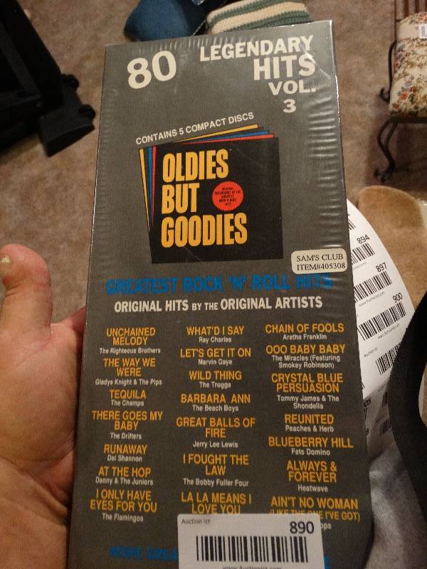 lot 890 image: Legendary Hits of the 1990s (Vol. 3)