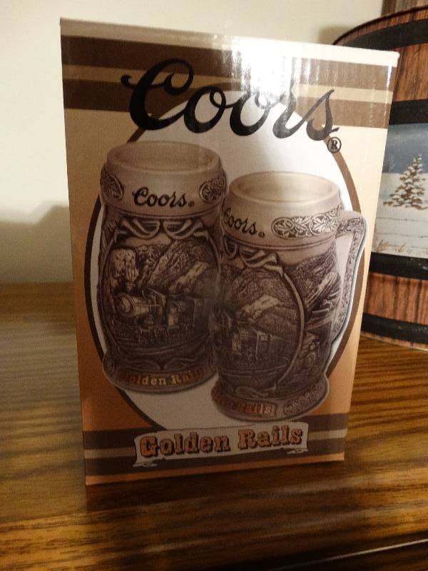 lot 915 image: Coors Golden Rails Stein