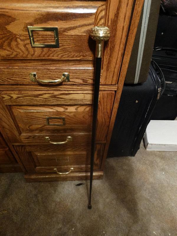 lot 951 image: United States Air Force Walking Stick