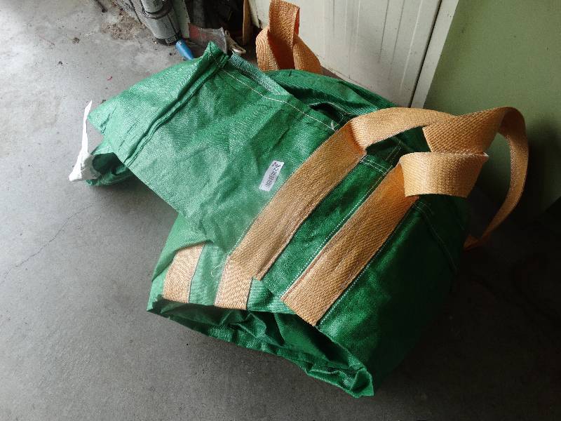 lot 988 image: Bagster removeable dumpster