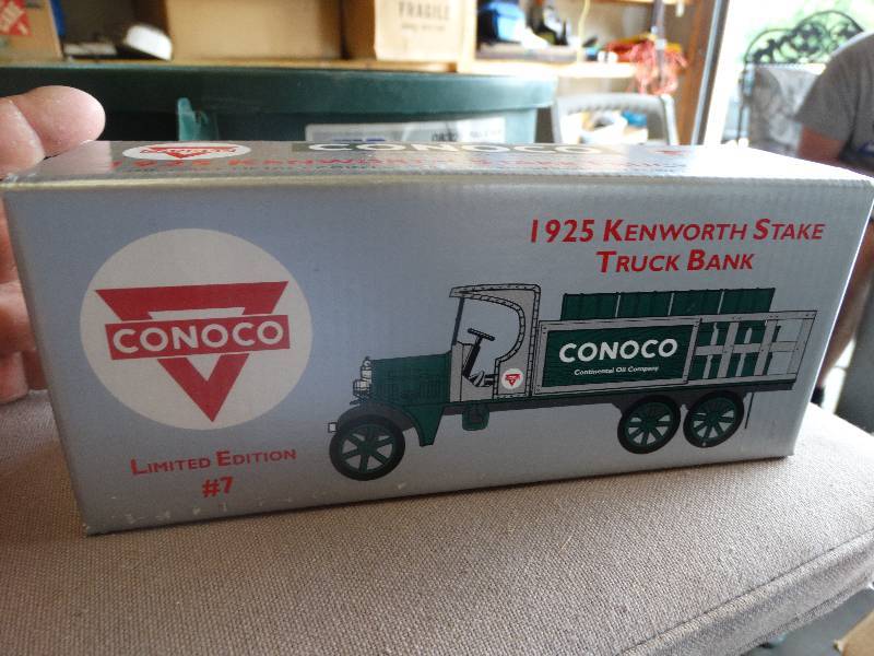 lot 1643 image: Conoco 1925 Kenworth stake truck bank in box