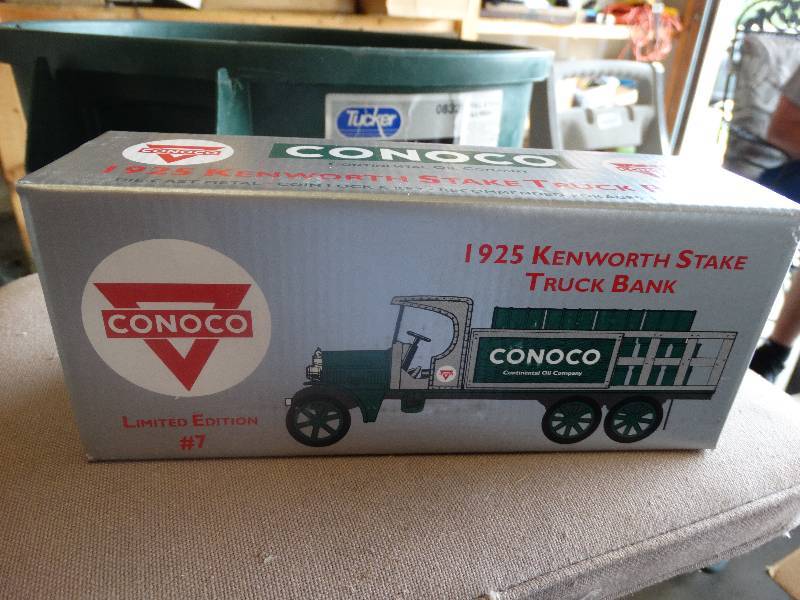 lot 1646 image: Conoco 1925 Kenworth stake truck bank in box