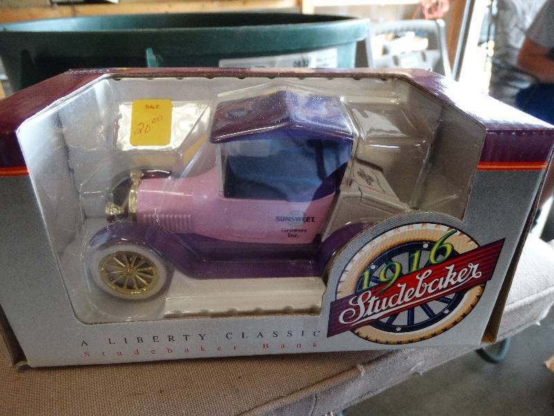 lot 1649 image: 1916 Studebaker in box
