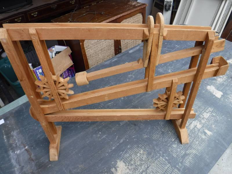 lot 3038 image: wood marble maze