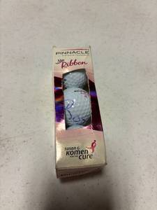 lot 17 image: 3-pinnacle ribbon golf balls
