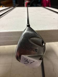 lot 37 image: warrior metal wood #3 golf club